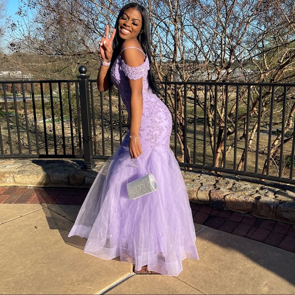 2022 Prom Dress - Picture 8 of 9